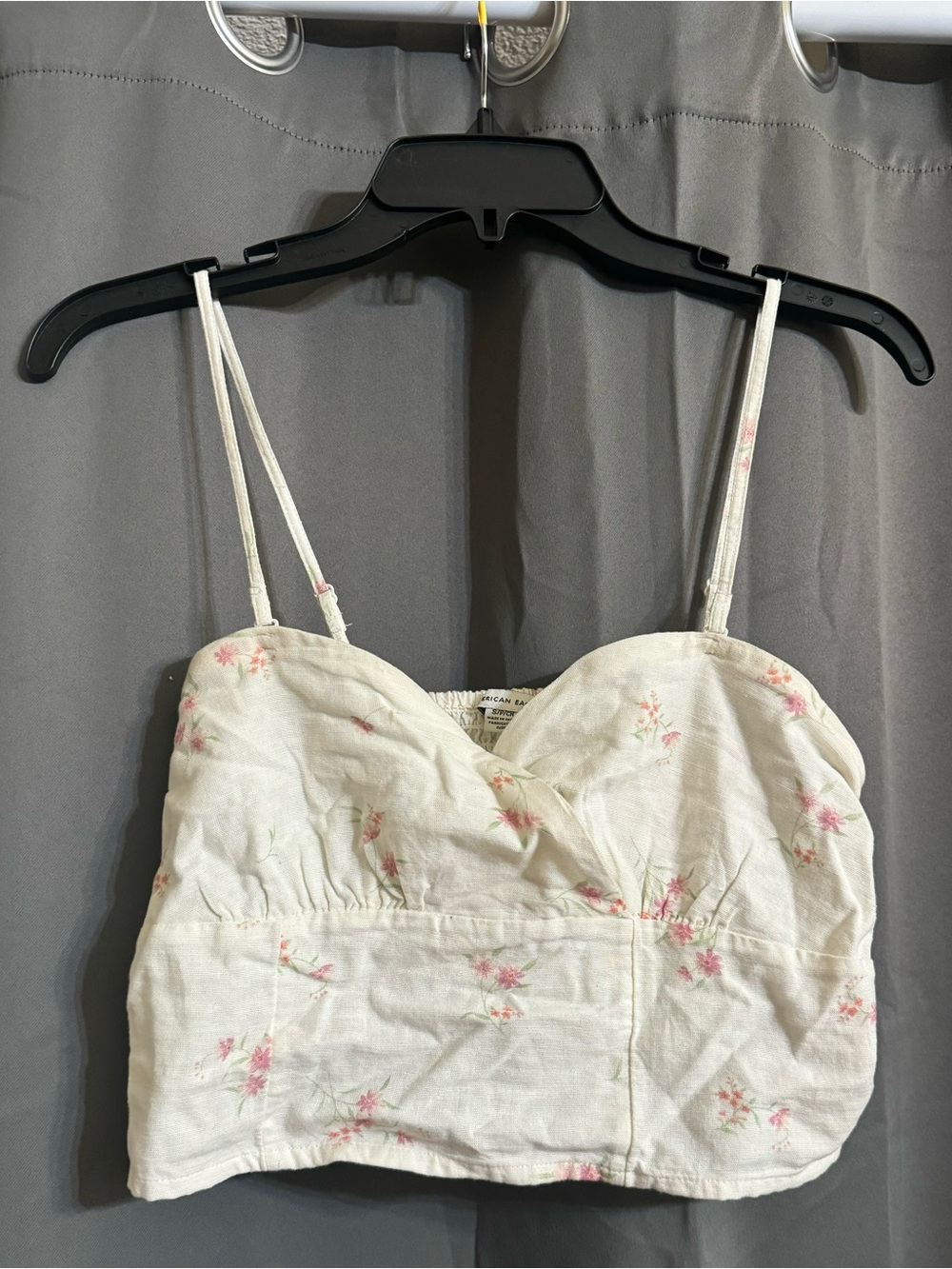 American Eagle Outfitters Cream Floral Sweetheart Crop Top (removable straps)